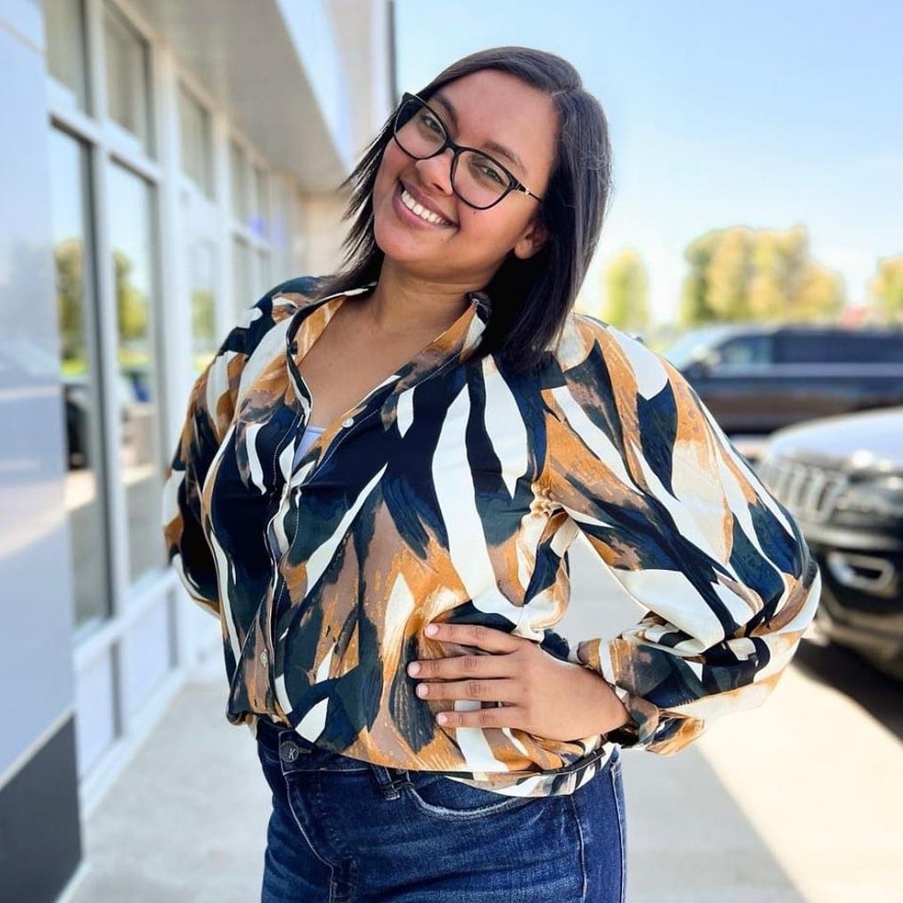 Papillon Abstract Button Front Blouse Size Medium